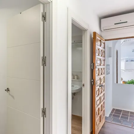 Neptunito: Primera Linea Con Piscina Apartament